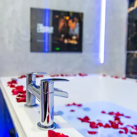 Sawrey Serviced * Bradford (West Yorkshire)