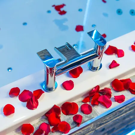 Sawrey Serviced * Bradford (West Yorkshire)