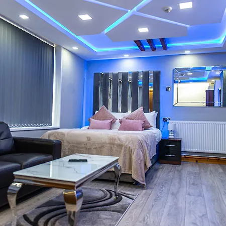 Sawrey Serviced * Bradford (West Yorkshire)