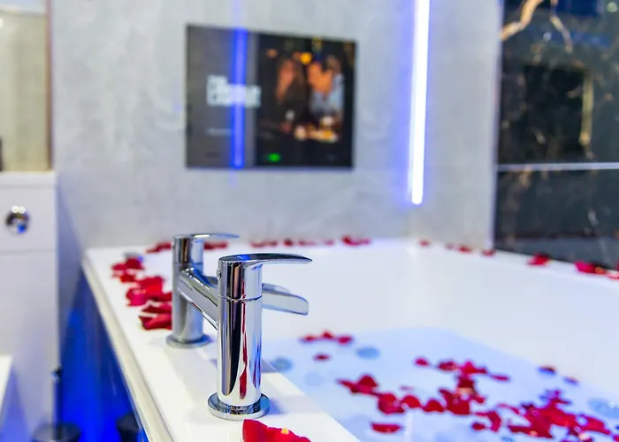 Sawrey Serviced * Bradford (West Yorkshire)