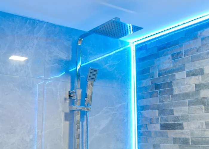 Sawrey Serviced Bradford (West Yorkshire)